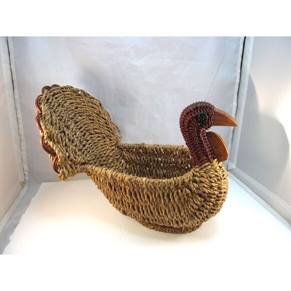 Vintage Woven Wicker and Wood Turkey Basket - Picture 4 of 12